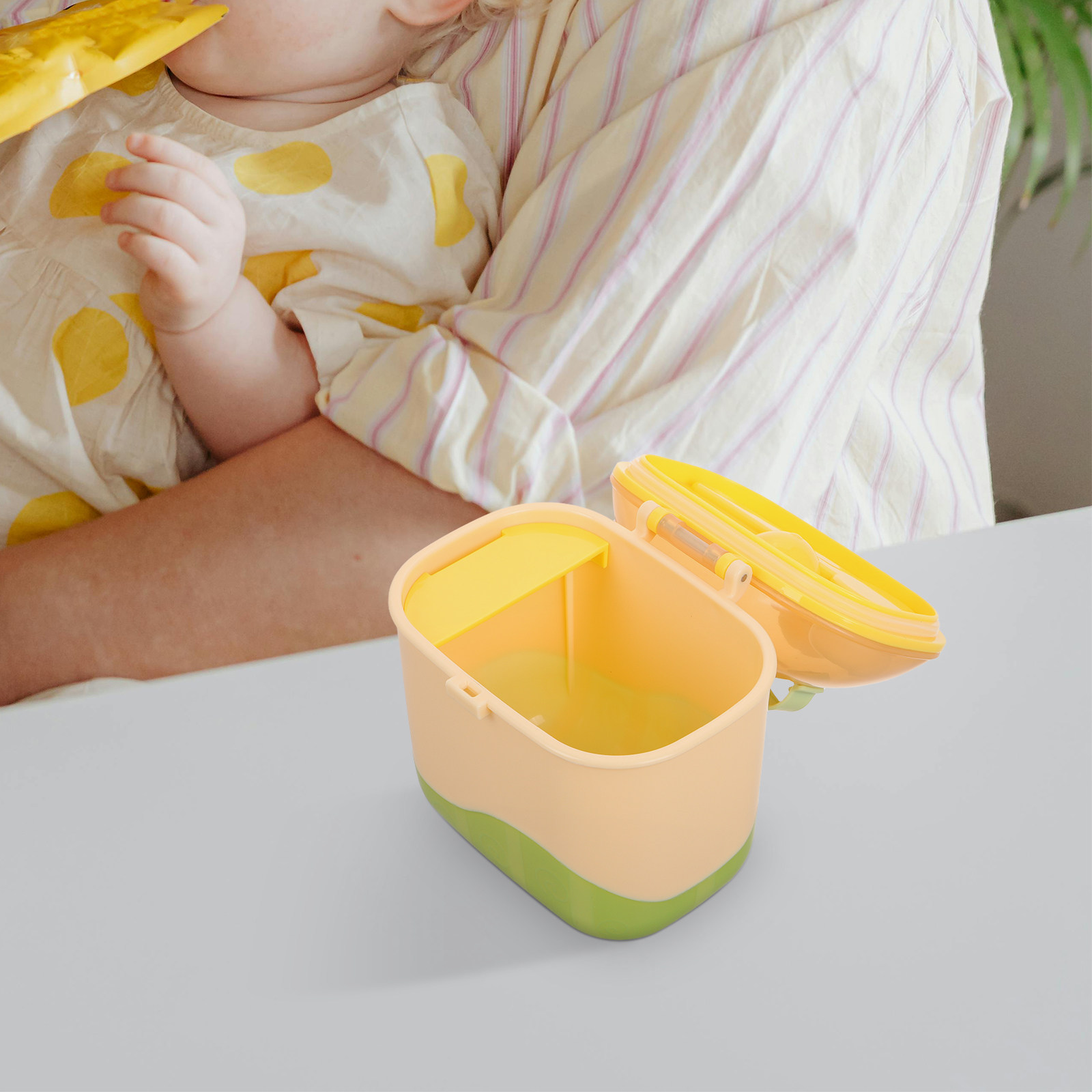 Baby Multicompartment Portable - огляд і ціна Food Storage Dispenser